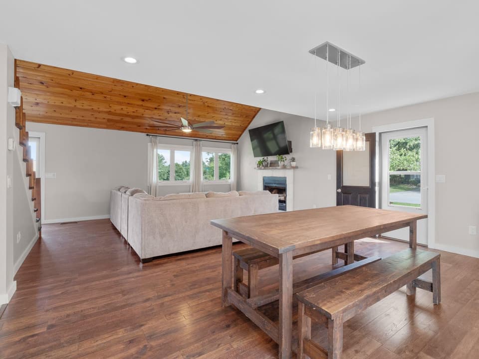 1275 Cambria Street NW, photo 5 of 40