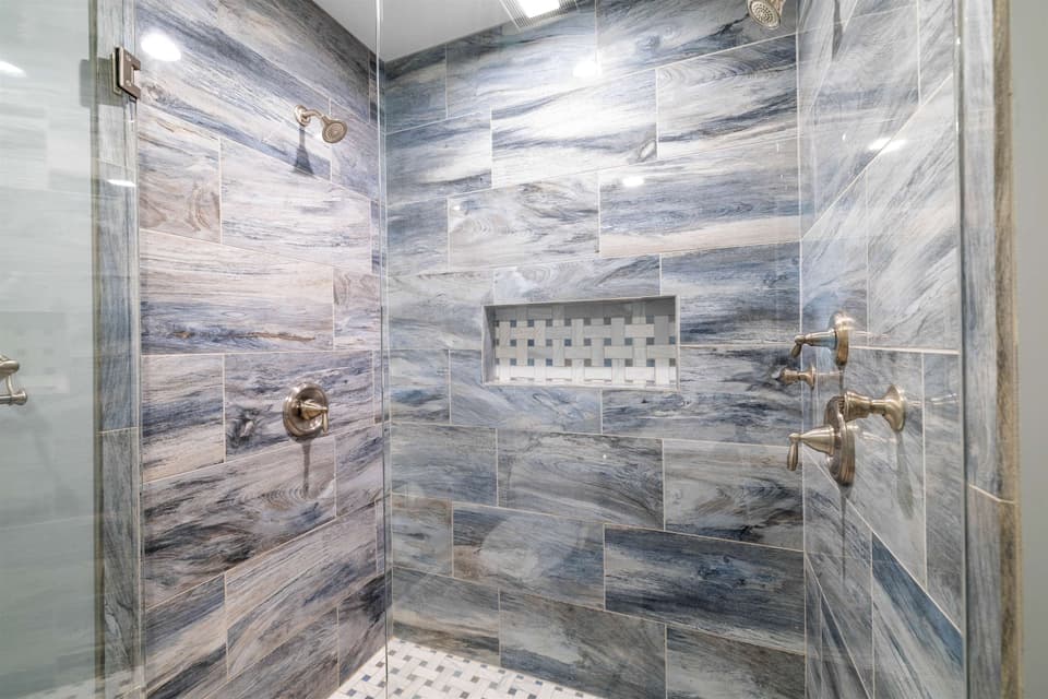 620 Stone Street, photo 19 of 34