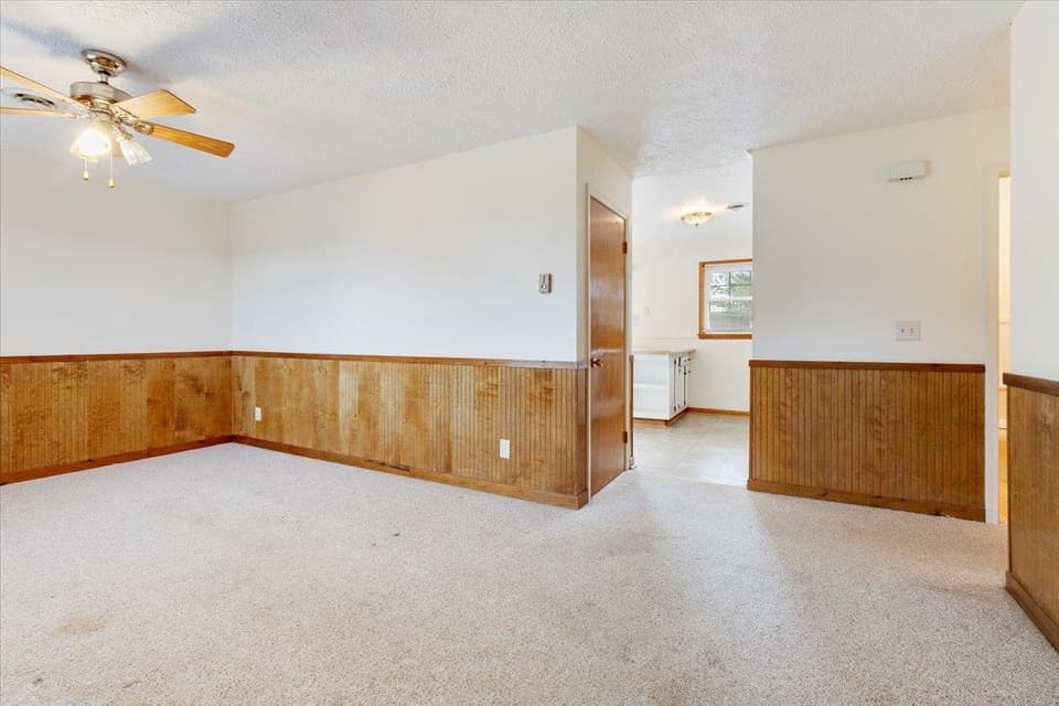 1363 Dow Street, photo 5 of 40