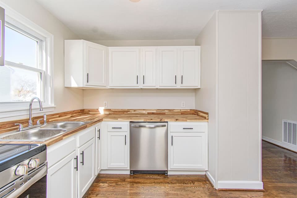 27 Lee Hy Court, photo 15 of 40