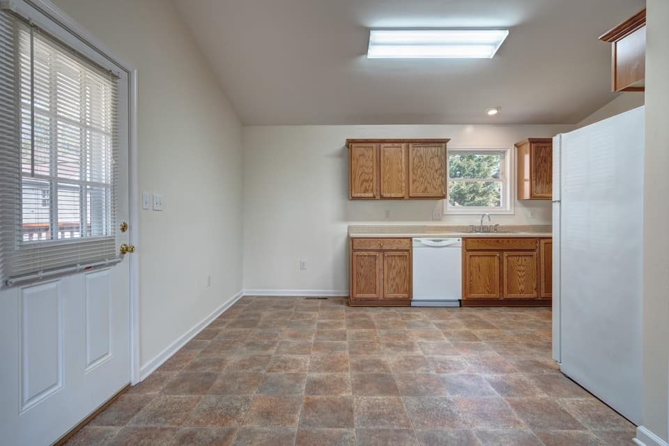 99 Hagan Street, photo 7 of 31