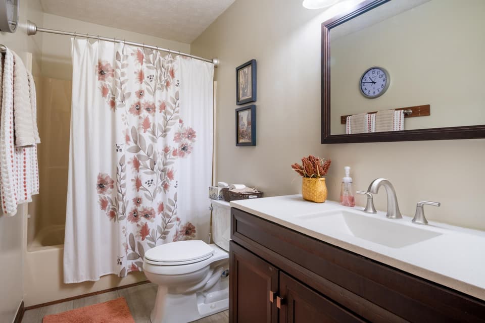 2395 Giles Drive SE, photo 27 of 40