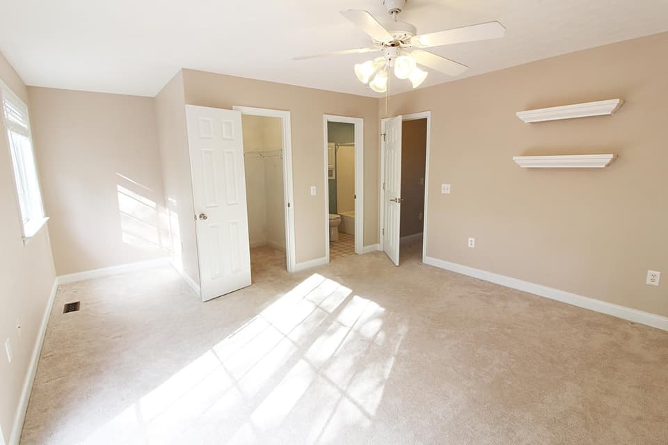 825 Collins Street, photo 28 of 38