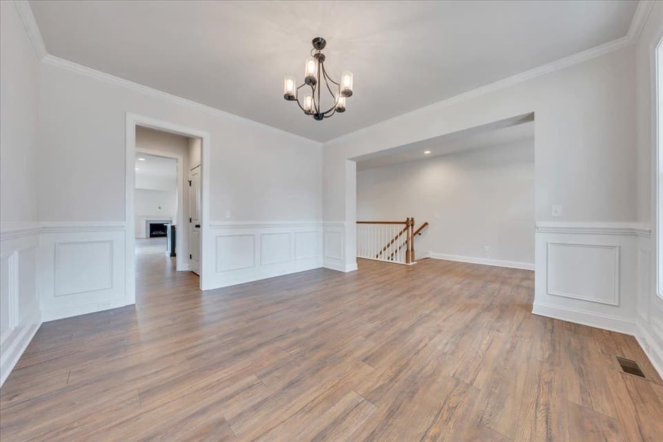 1135 Round Meadow Drive, photo 8 of 40