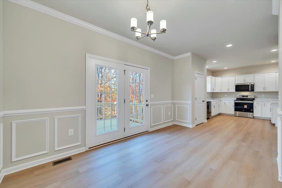1545 Kensington Way, photo 16 of 38