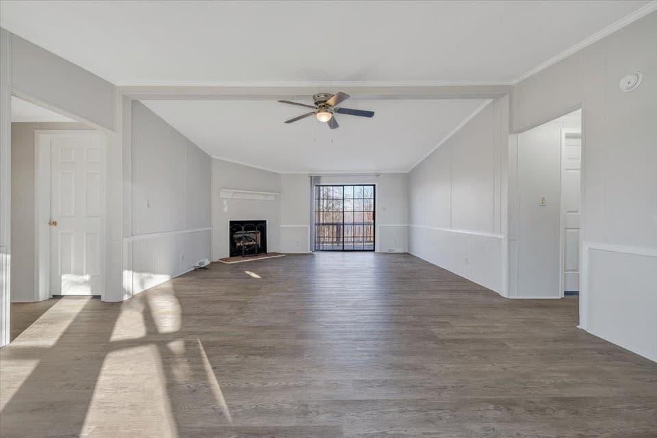 1670 Blair Street, photo 11 of 40