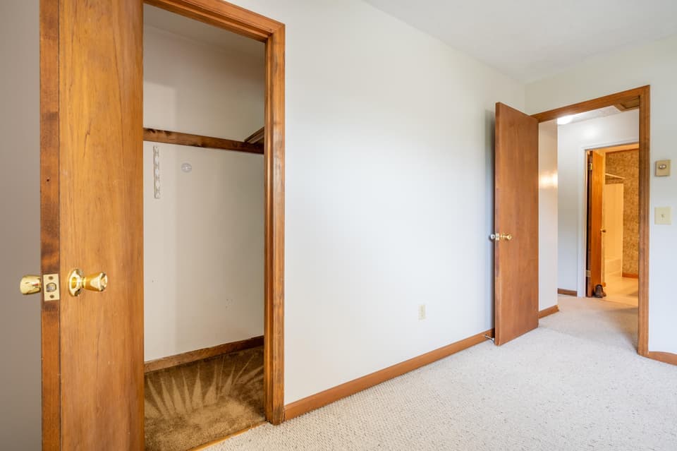 1115 Glen Court Unit B, photo 17 of 40
