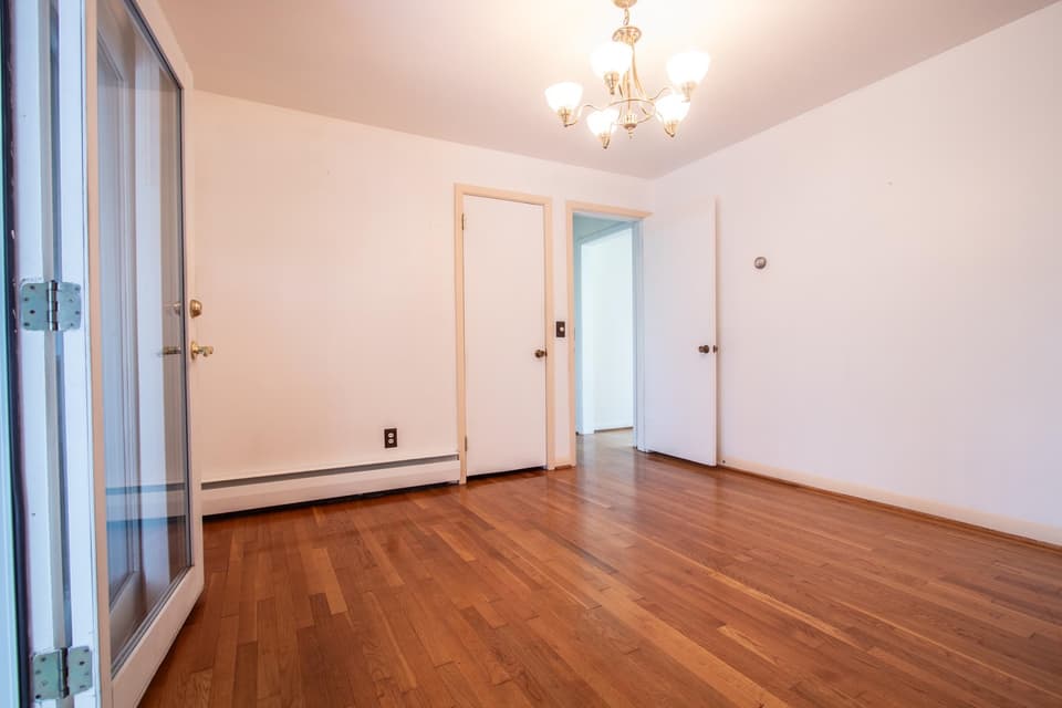 185 Overhill Road SE, photo 6 of 40