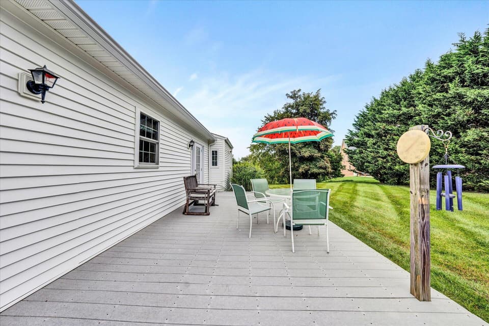 135 Wenn Dr NW, photo 33 of 37