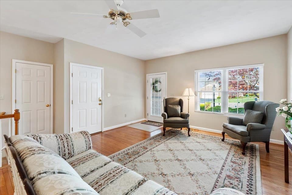 150 Slate Creek Drive NW, photo 7 of 40