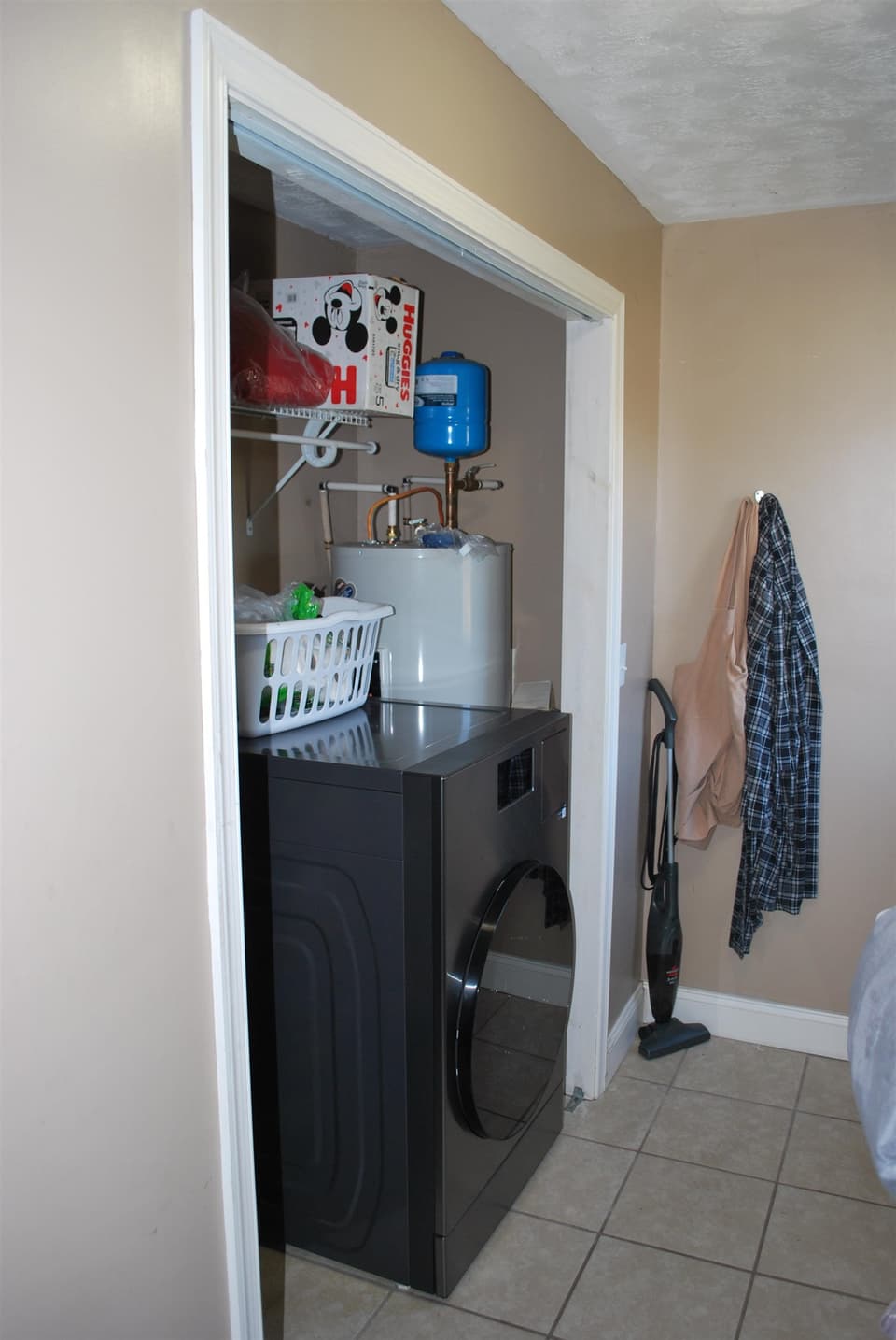 435 Stuart Street, photo 12 of 14