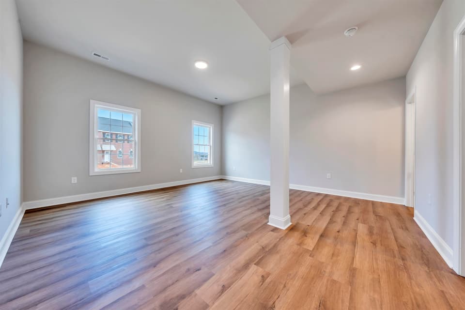 1515 Kensington Way, photo 13 of 15