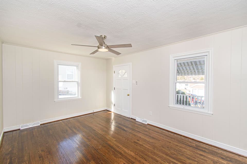 27 Lee Hy Court, photo 10 of 40