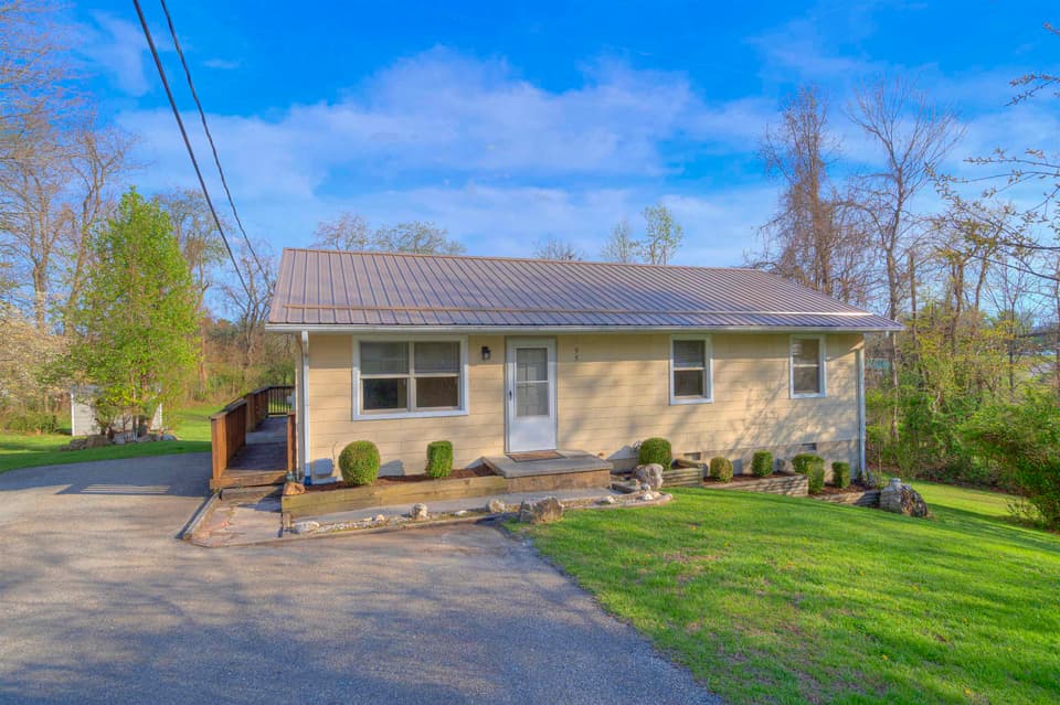 55 Crestview Street, photo 14 of 34