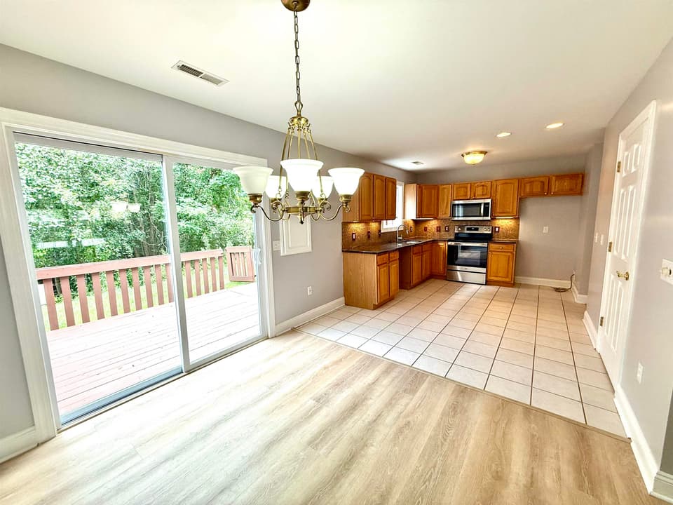 575 Oak Tree Boulevard, photo 6 of 15