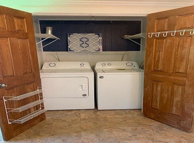 655 School Lane, photo 10 of 24