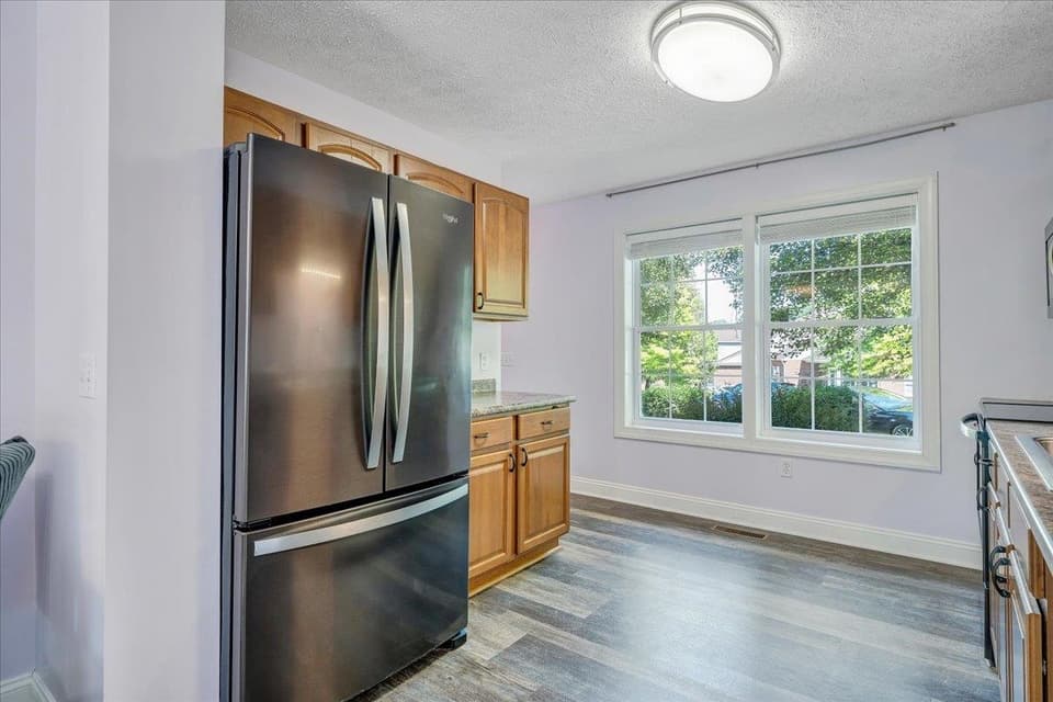 1165 Oak Tree Boulevard NW, photo 9 of 40