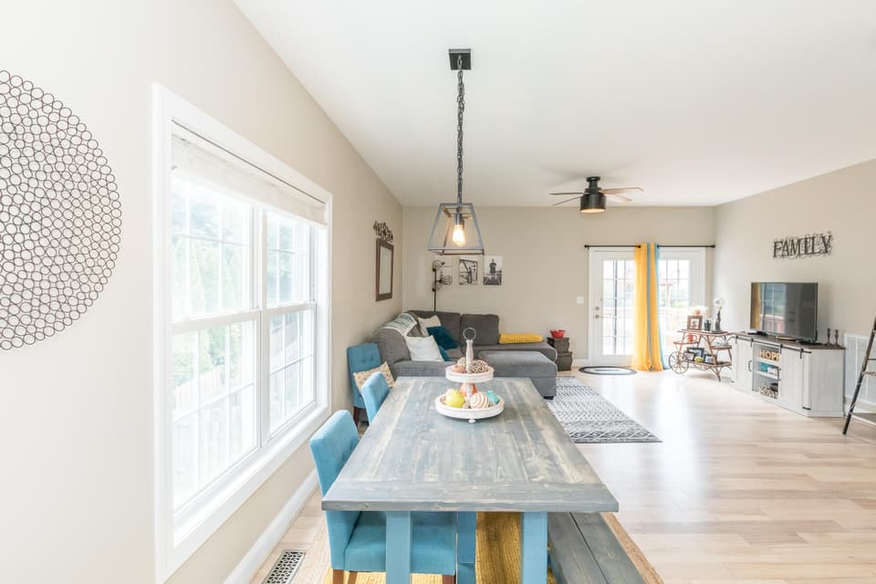 225 Meadow Dr NW, photo 16 of 34