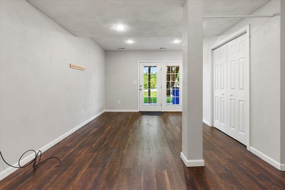 305 Sequoia Circle, photo 35 of 40
