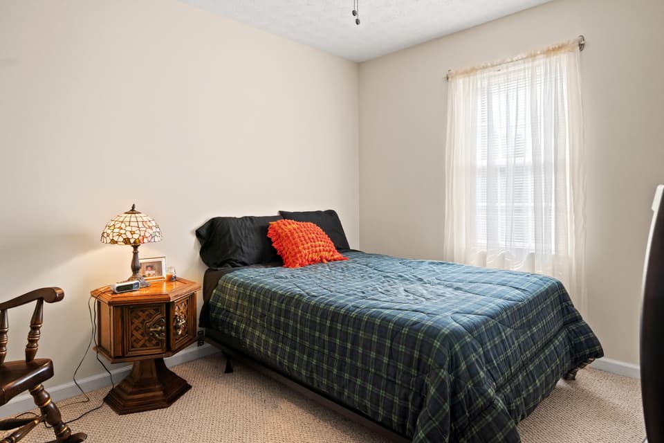 700 Warren Court, photo 22 of 40