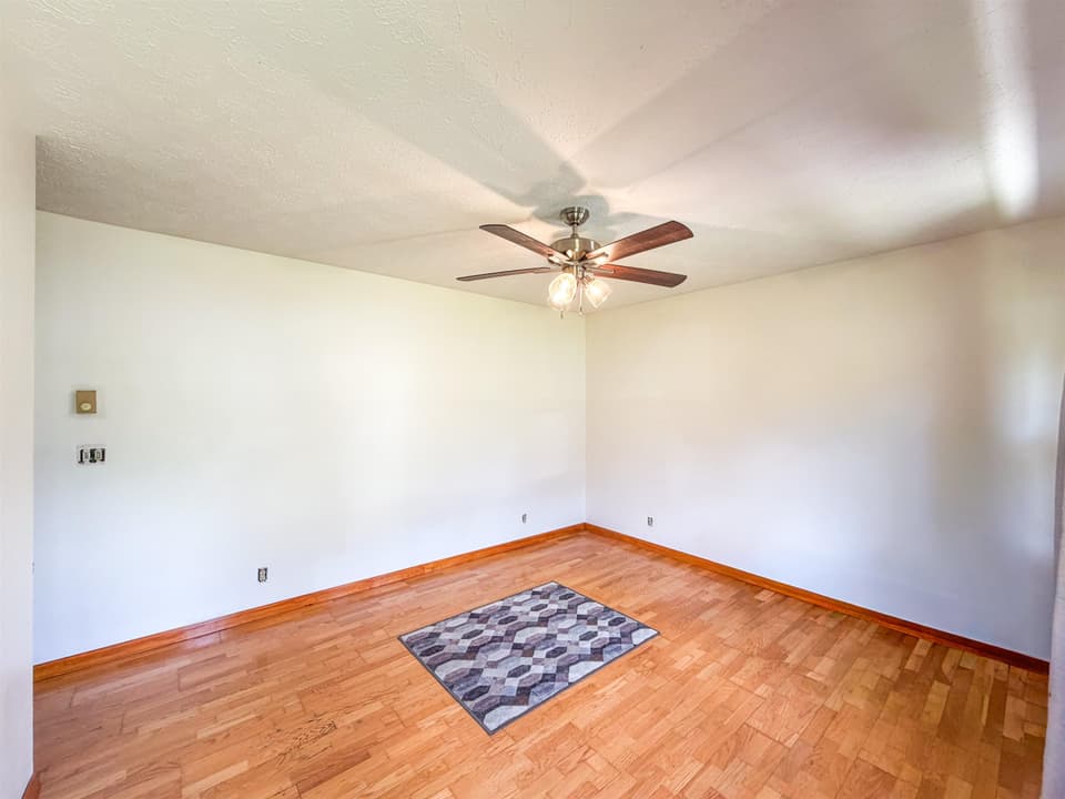 1365 Mahone Street, photo 2 of 27