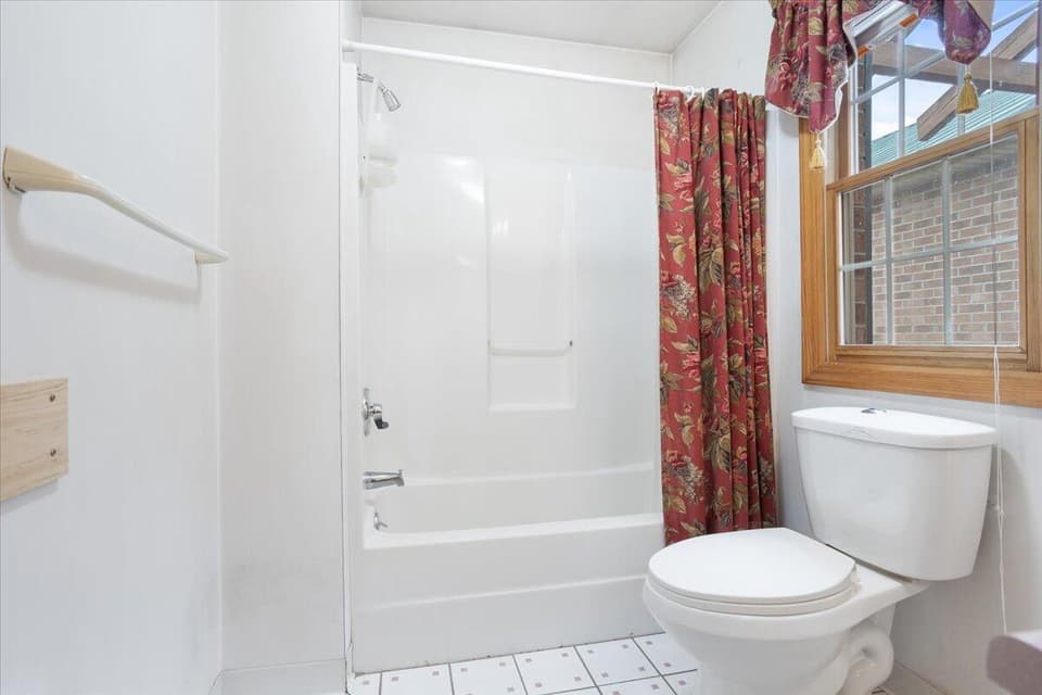 1940 Wetherburn Road, photo 26 of 40