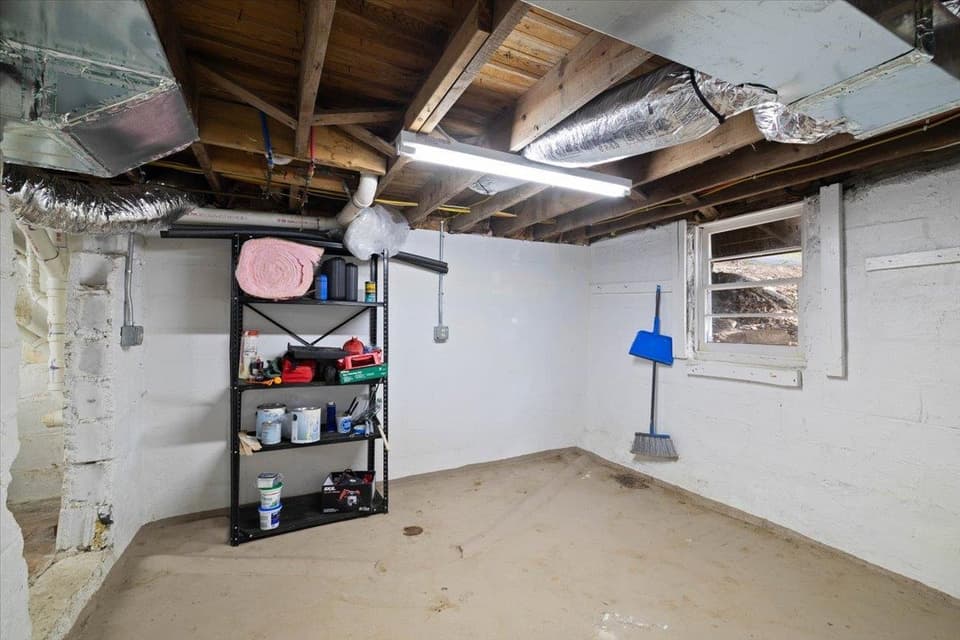 1008 Rock Road E, photo 18 of 27