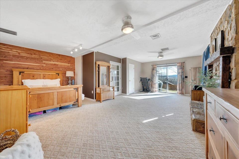 1100 Flint Drive, photo 26 of 37