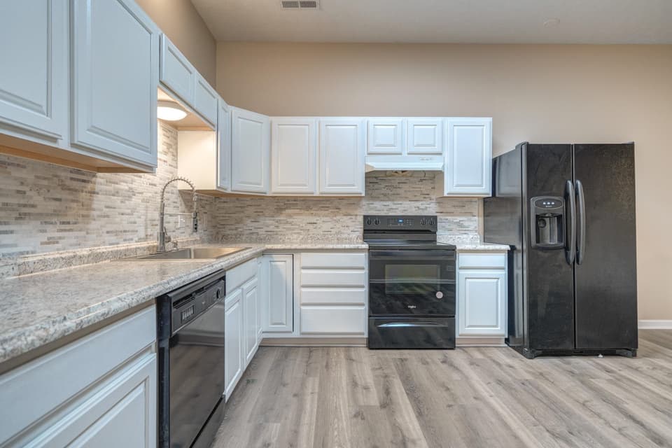 175 Justin Lane, photo 7 of 34