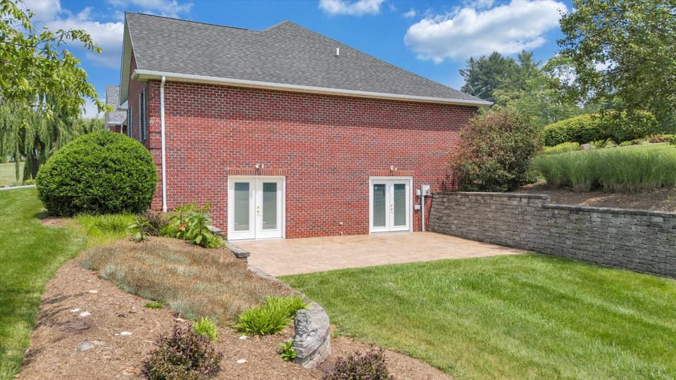 2055 Lake Vista Drive, photo 20 of 40