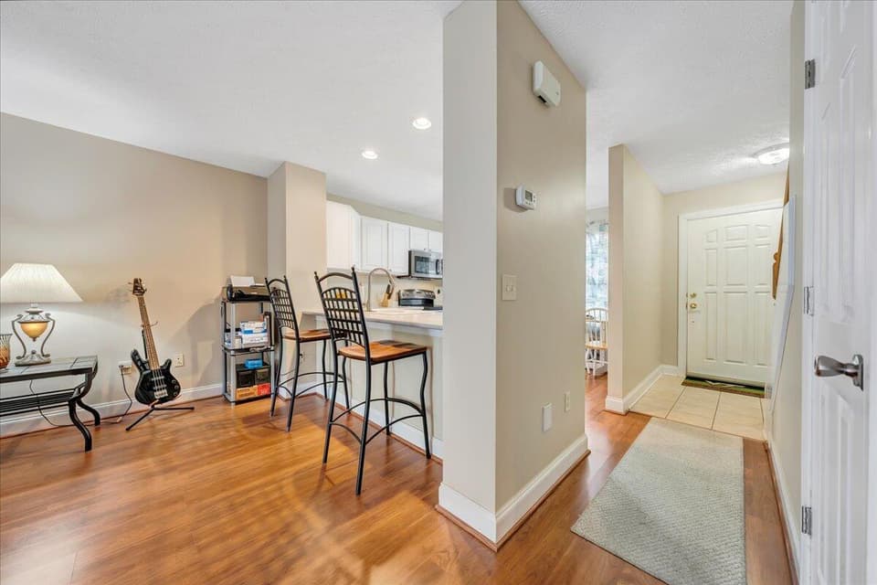 150 Blue Leaf Dr NW, photo 6 of 15