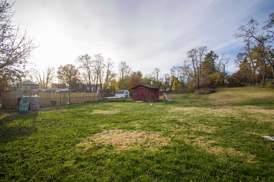 16 Alleghany Street SE, photo 11 of 40