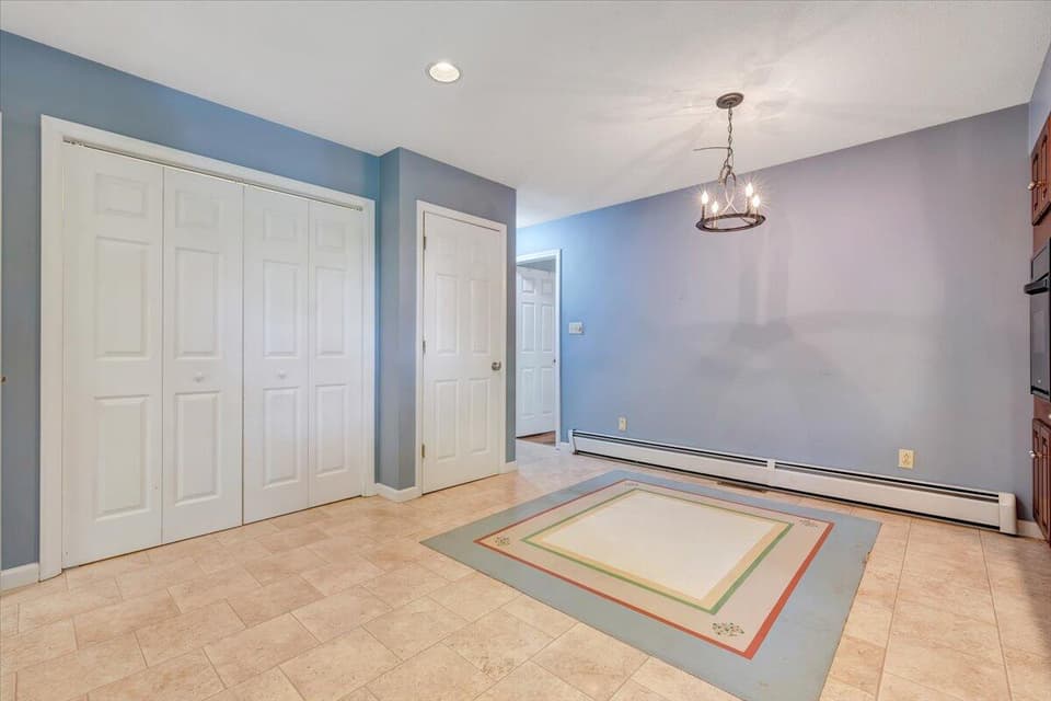 765 W Main Street, photo 18 of 40