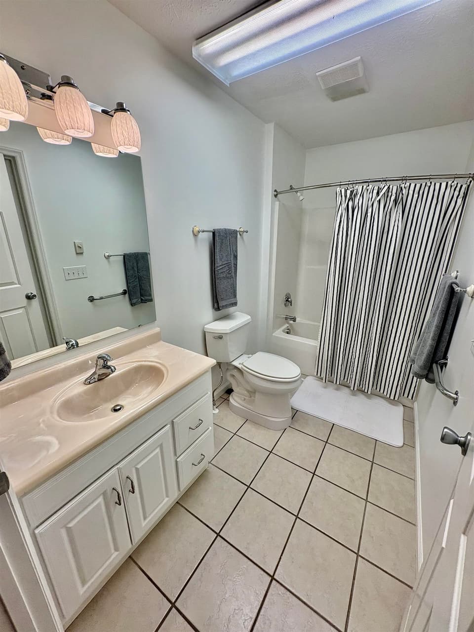 2355 Giles Drive SE, photo 34 of 40