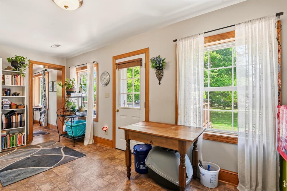 103 Ellett Drive SE, photo 24 of 40