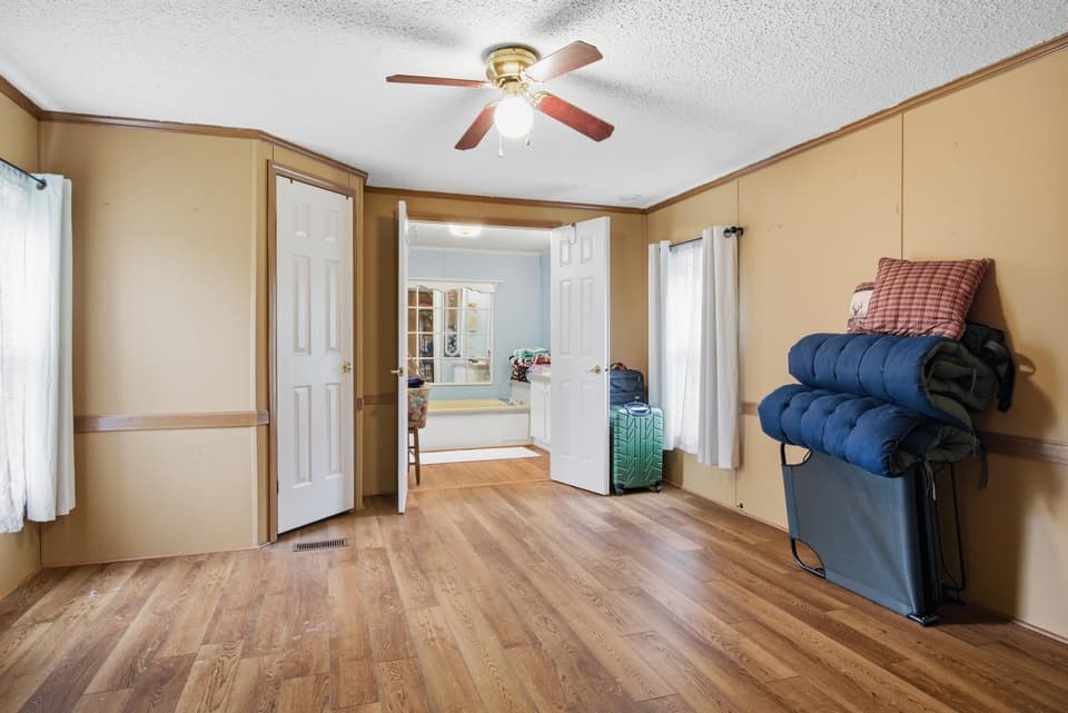 1516 Gunston Road, photo 25 of 40