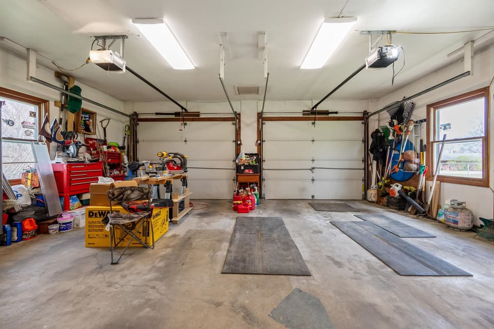 1380 Dow Street, photo 35 of 40