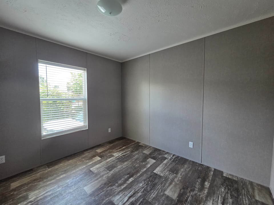 80 Boxwood Drive, photo 31 of 40