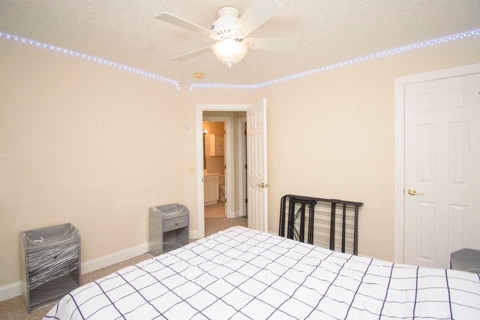 420 Silver Leaf Drive, photo 24 of 40