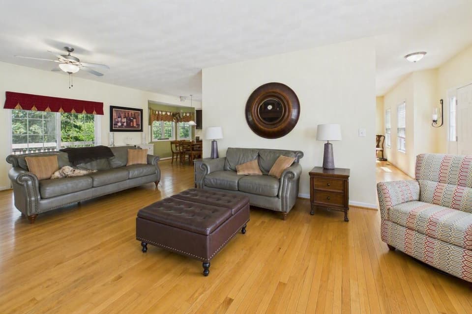 1130 Crosscreek Drive, photo 15 of 40
