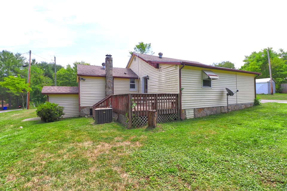 1551 Fire Tower Rd, photo 4 of 16