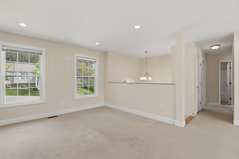 1410 Sherwood Drive, photo 15 of 40