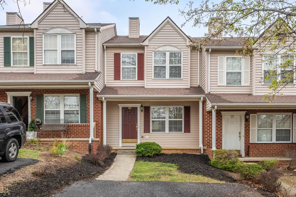 160 Willow Oak Drive NW, photo 3 of 40