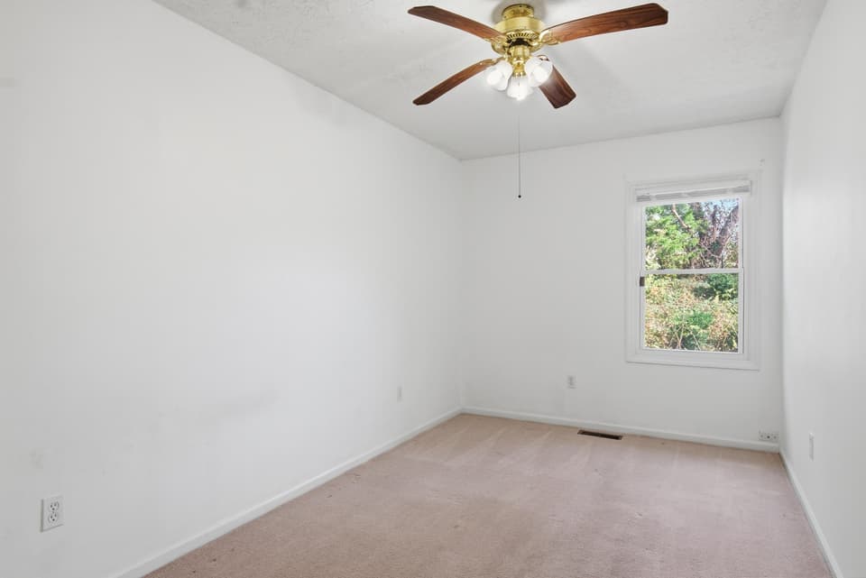 1655 York Drive, photo 24 of 38