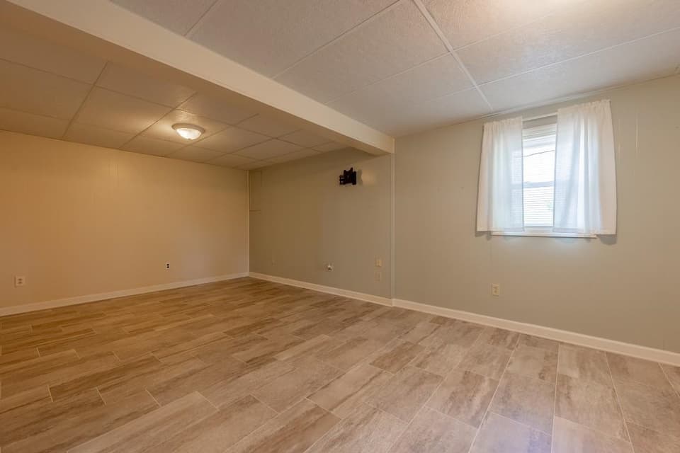 265 Mulberry Drive, photo 36 of 40