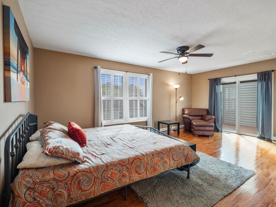 390 Gold Leaf Drive, photo 22 of 40