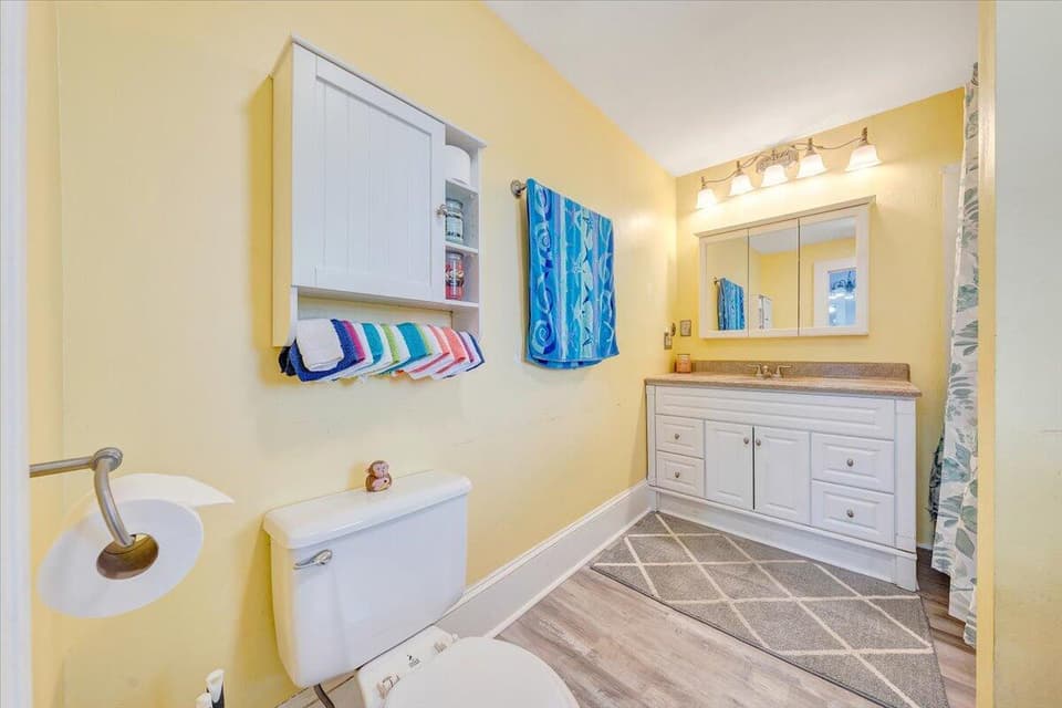 855 E Main St, photo 17 of 34