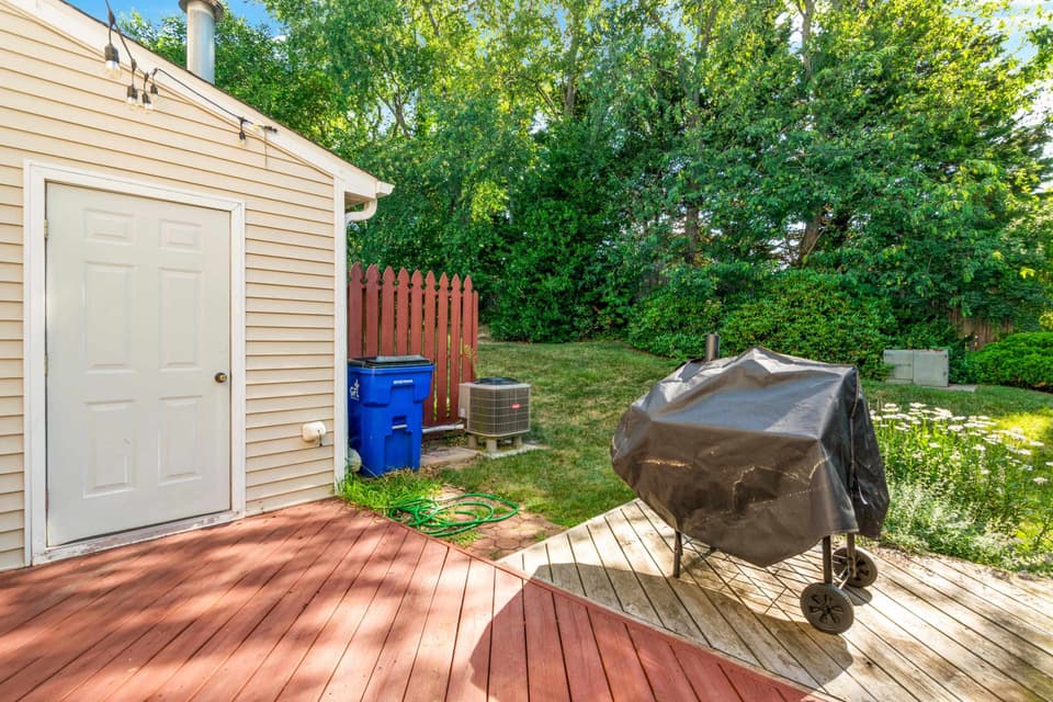 1637 York Drive, photo 23 of 24