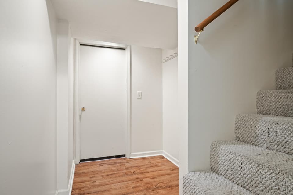 1305 Chestnut Drive, photo 28 of 40