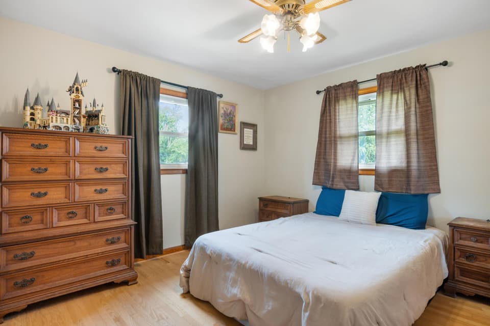 105 Wades Lane, photo 15 of 40